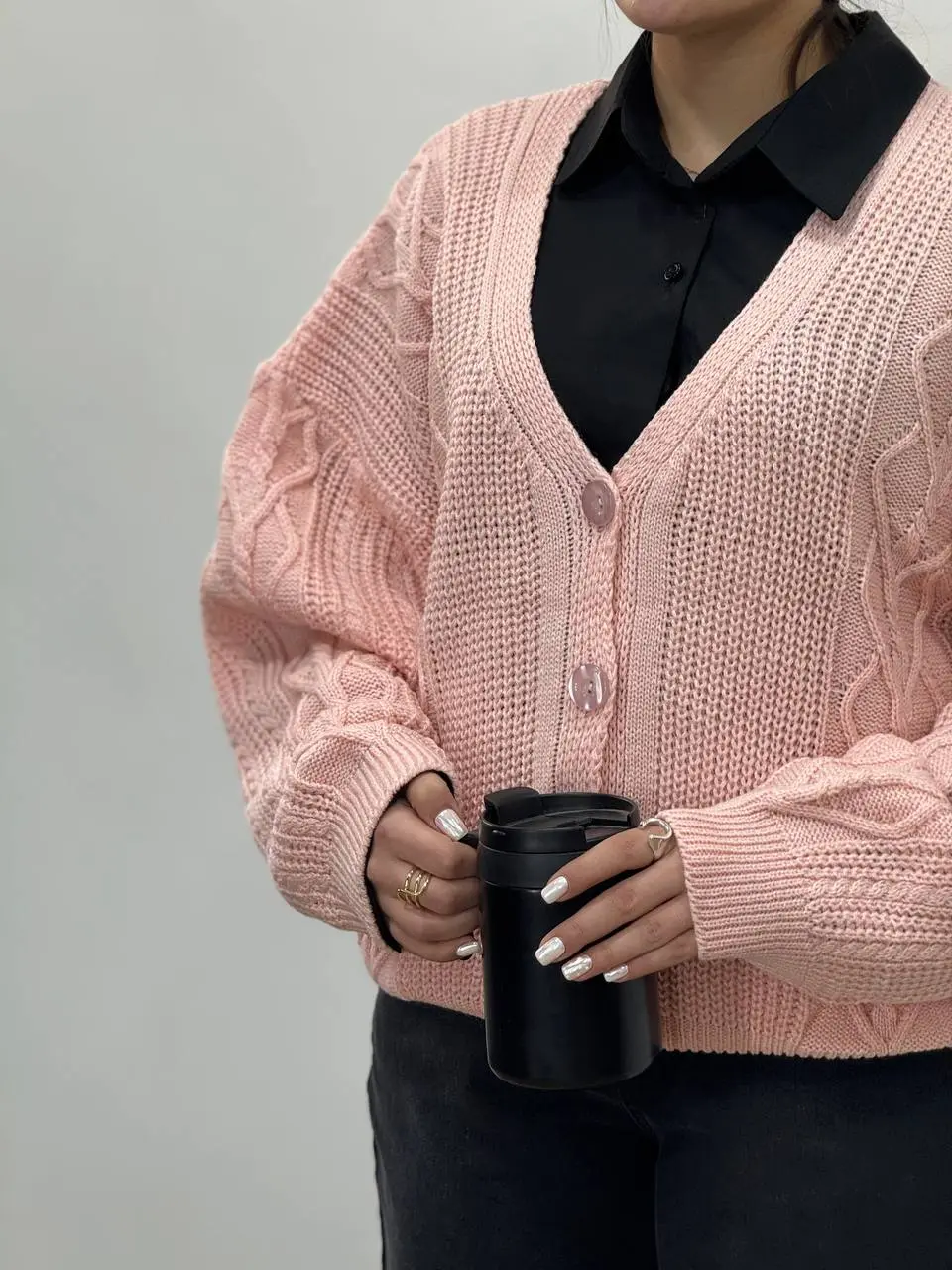 بافت جلو دکمه آرزو